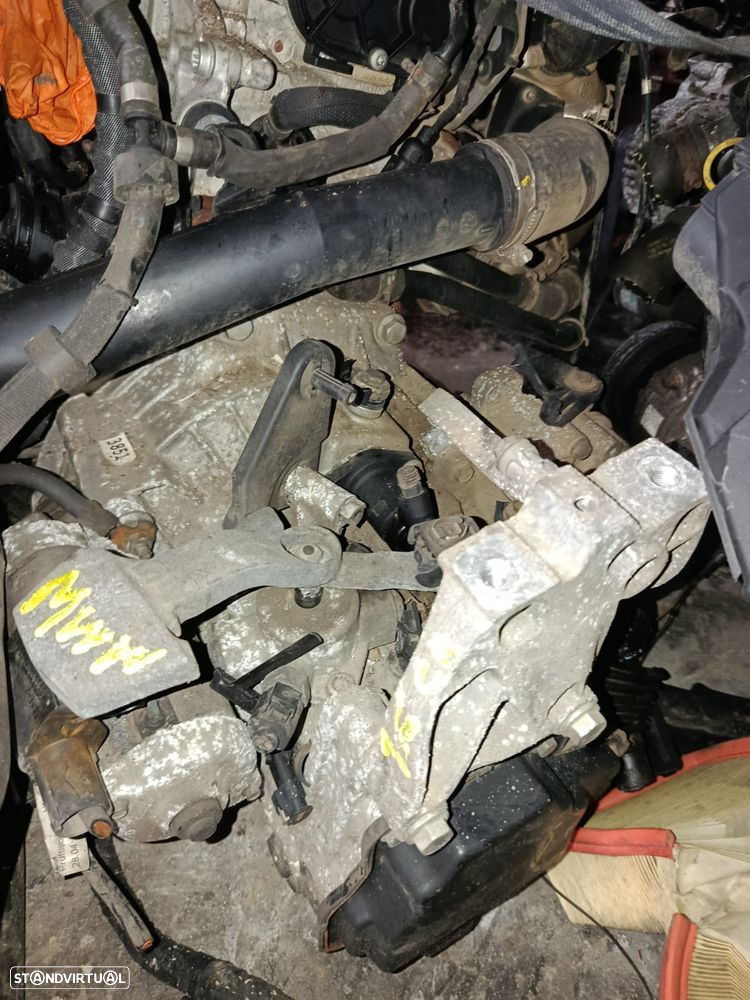 Caixa de velocidades VW Golf VII 1.6 TDi REF: MWW - 1