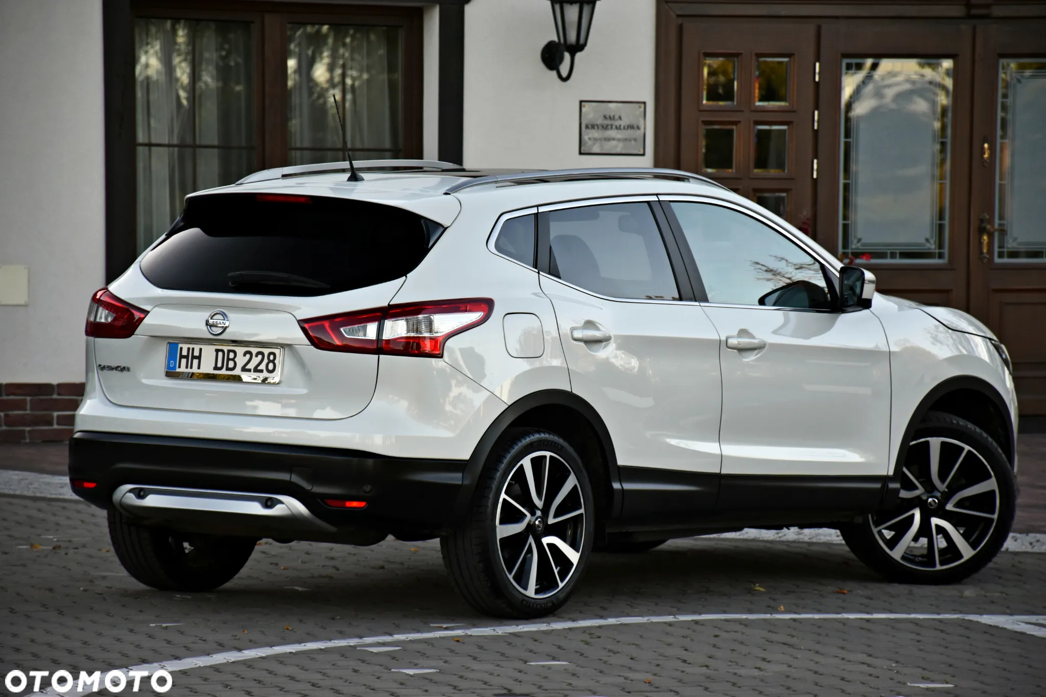 Nissan Qashqai 1.2 DIG-T Xtronic TEKNA+ - 24