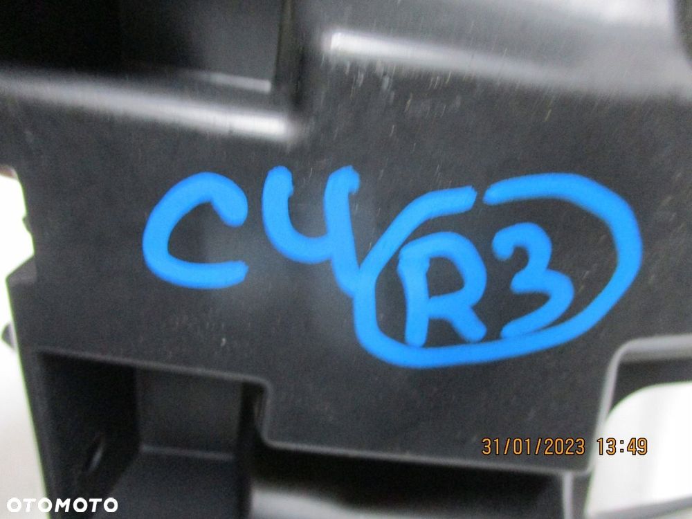 Ślizg zderzaka CITROEN C4 20R 9830714280 PRAWY - 4