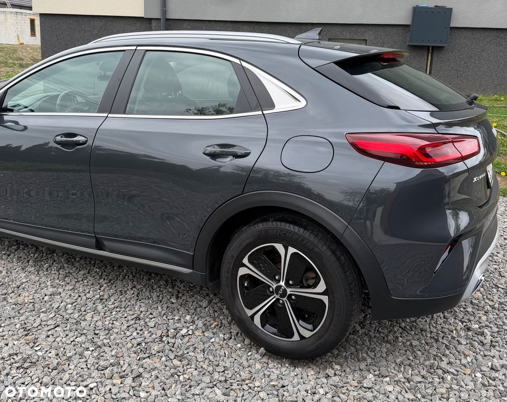 Kia XCeed - 18