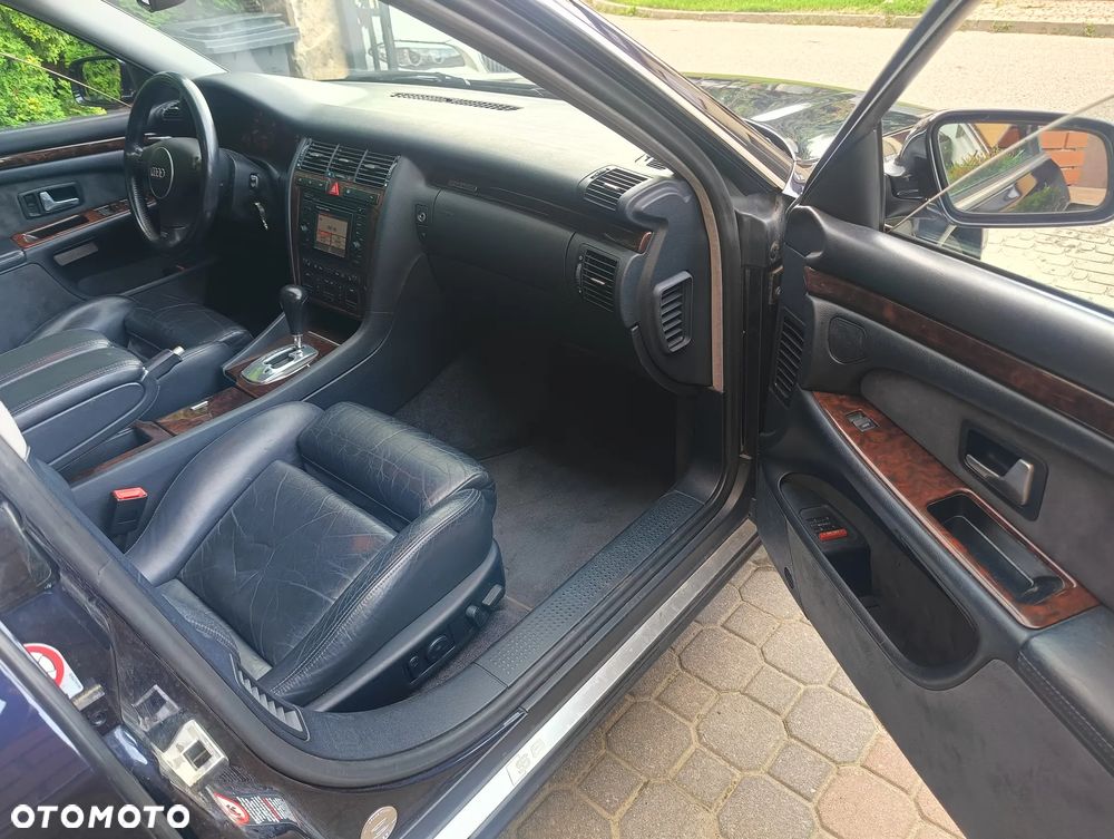 Audi S8 - 6