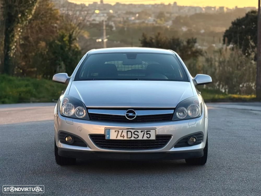 Opel Astra GTC 1.7 CDTI - 4