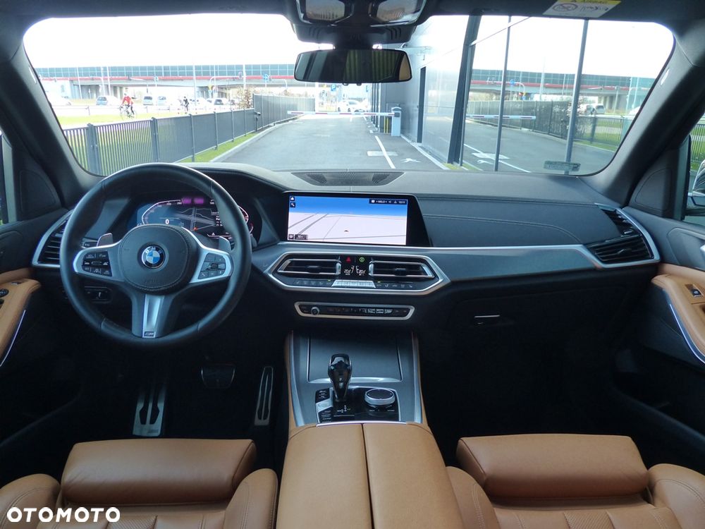 BMW X5 xDrive40d mHEV - 23
