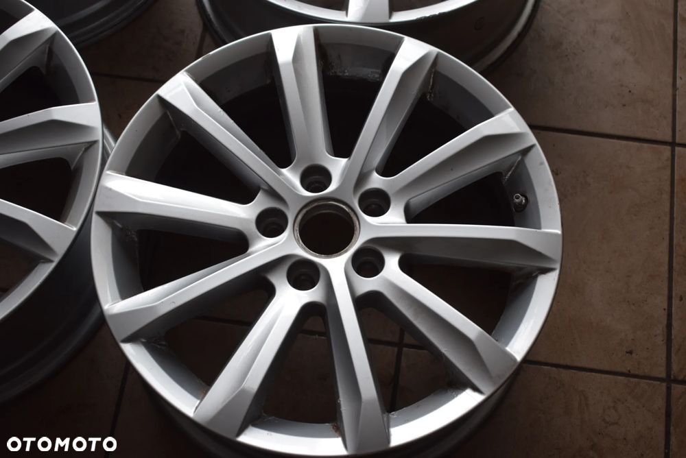Felgi aluminiowe alufelgi VW Volkswagen 5x112 6,5Jx17 R17 ET41 - 6