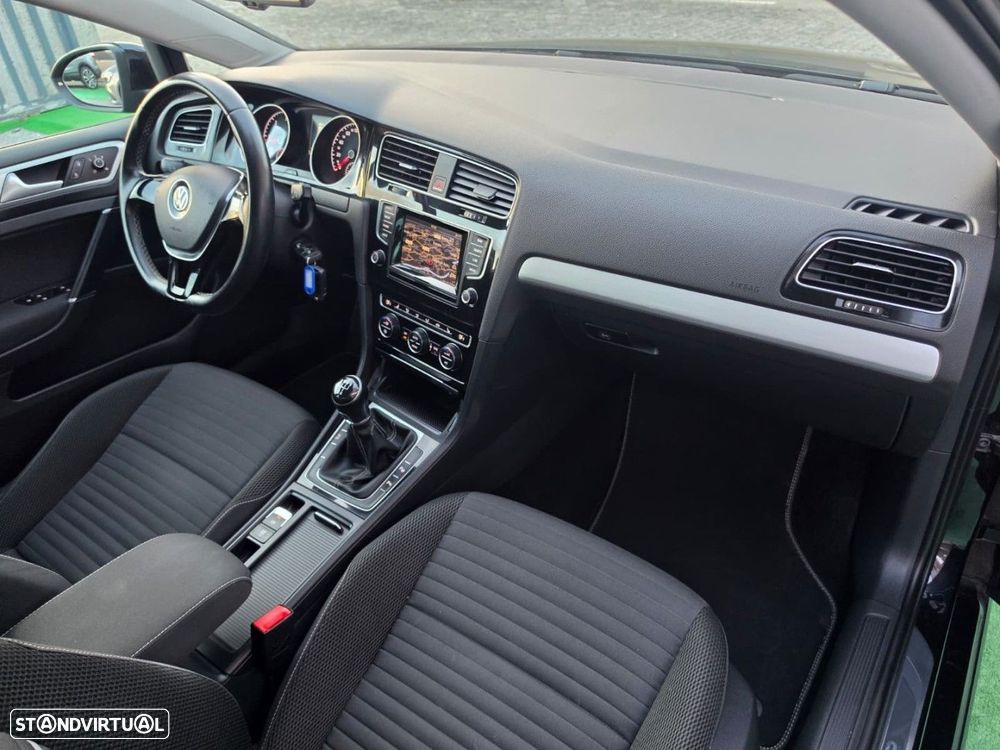 VW Golf - 20