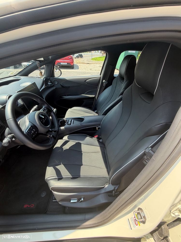 BYD Dolphin 60.4 kWh Comfort - 16