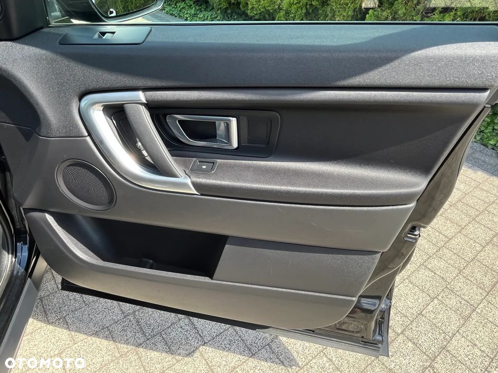 Land Rover Discovery Sport 2.0 TD4 HSE - 13