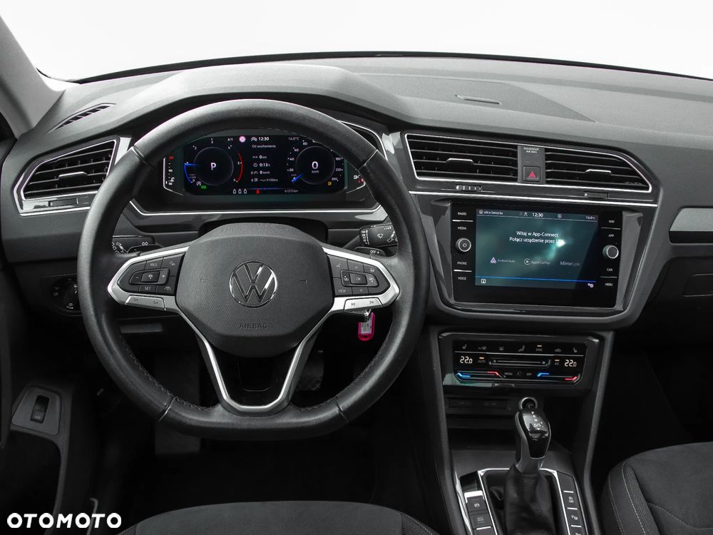 Volkswagen Tiguan - 21
