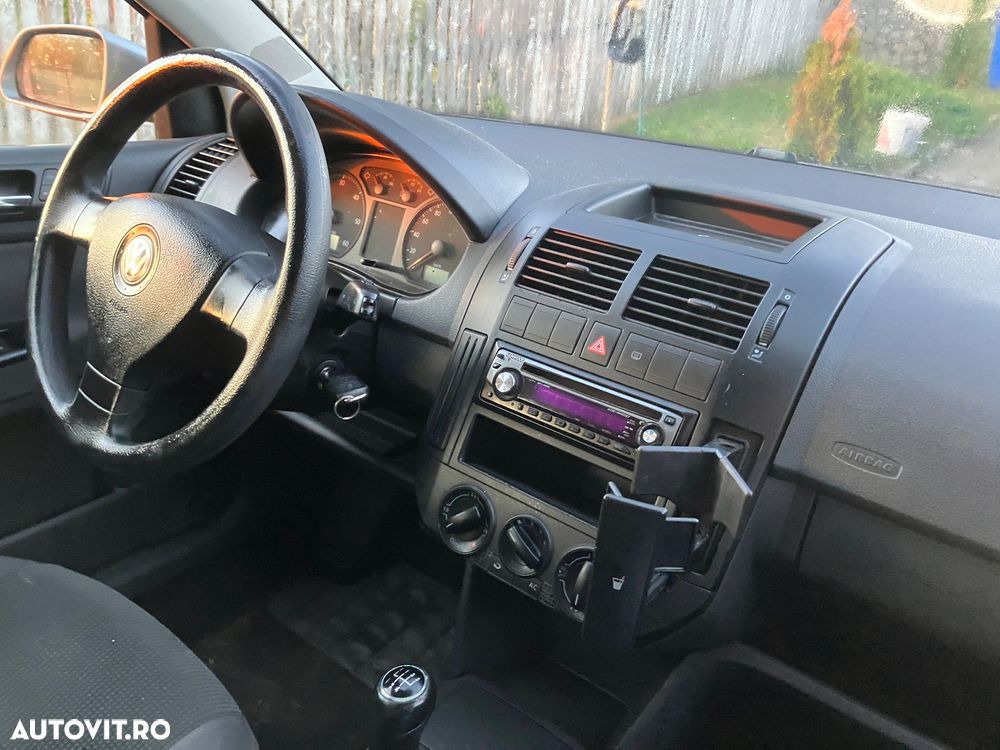 Volkswagen Polo 1.4 TDI Comfortline - 3
