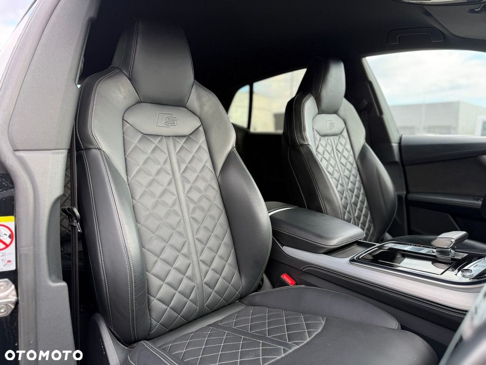 Audi Q8 - 25