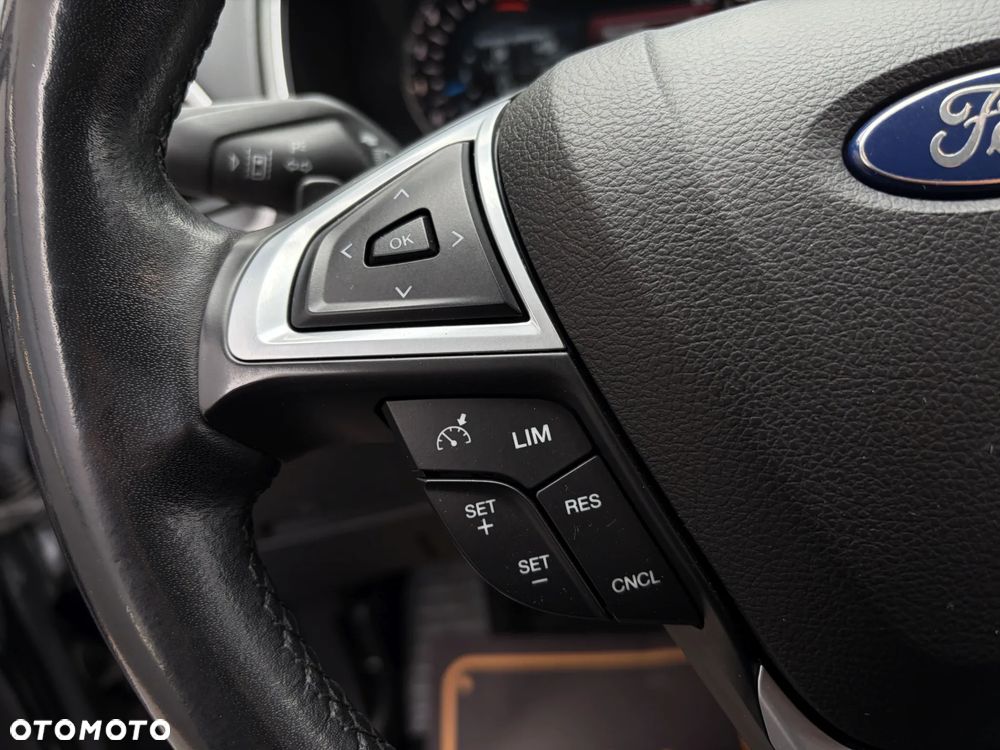 Ford S-Max 2.0 TDCi Titanium PowerShift - 23