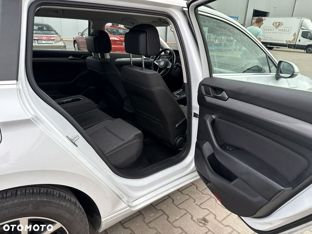 Volkswagen Passat 2.0 TDI SCR DSG Business - 17