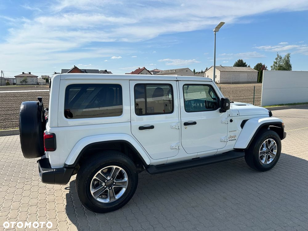 Jeep Wrangler Unlimited GME 2.0 Turbo Sahara - 6