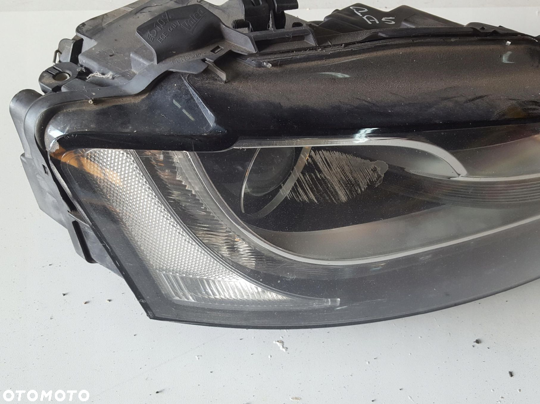 AUDI A5 8T 07-11r LAMPA PRAWA PRZÓD XENON ANGLIK - 2