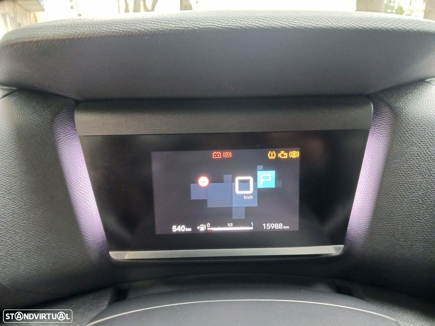 Citroën C4 X 1.2 PureTech Plus EAT8 - 12