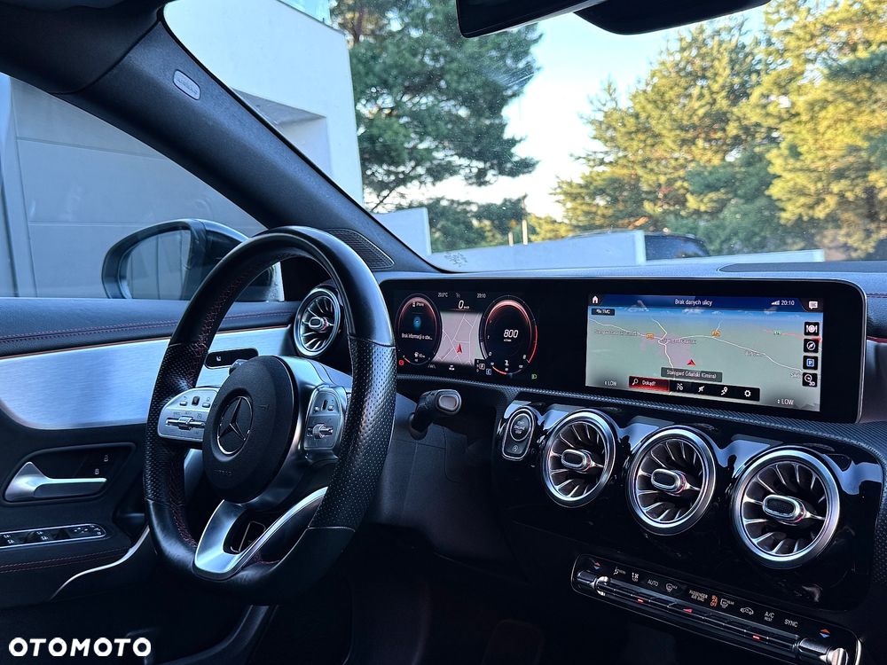 Mercedes-Benz CLA 200 AMG Line 7G-DCT - 20