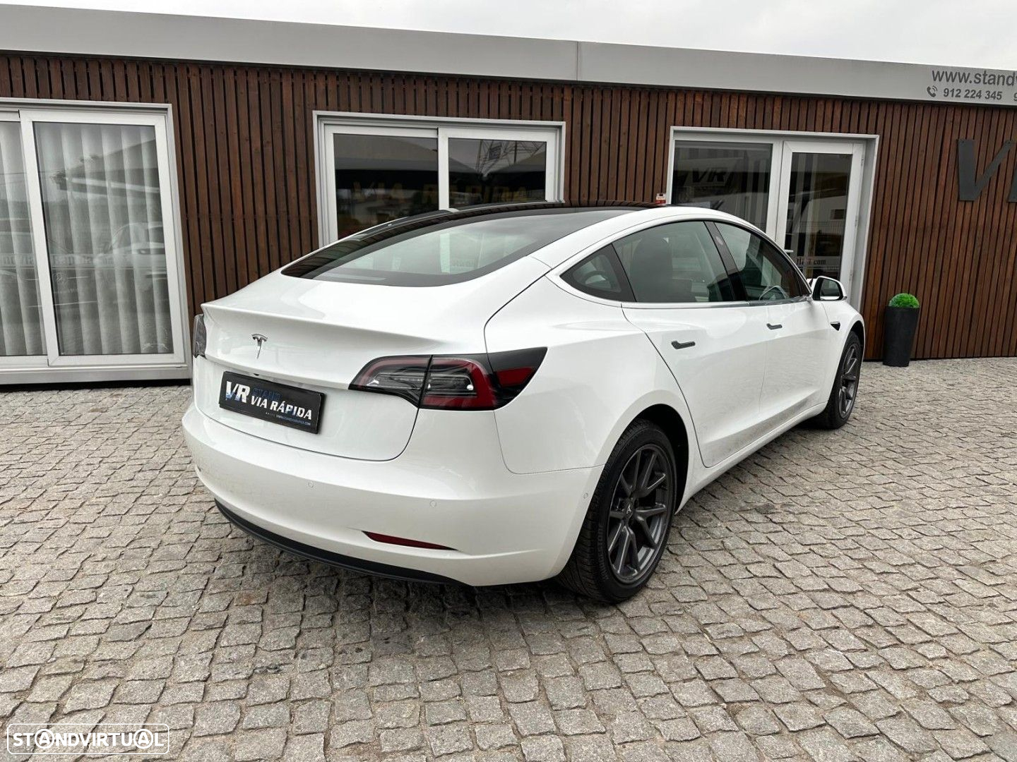 Tesla Model 3 Long-Range RWD - 7