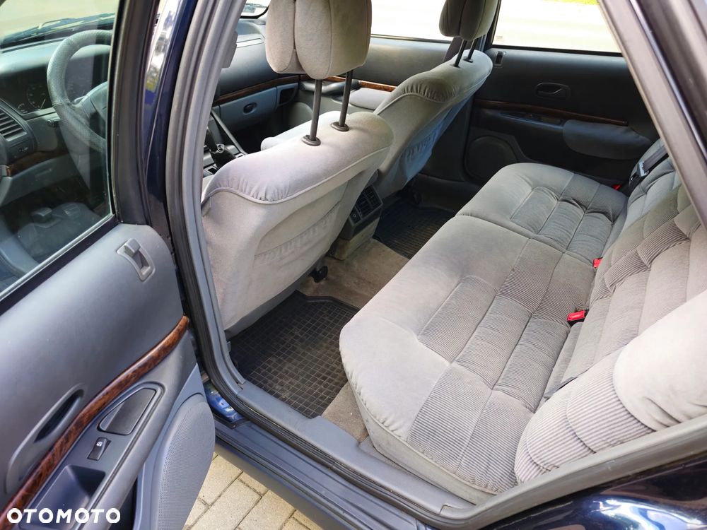 Renault Safrane 2.0 RT - 11