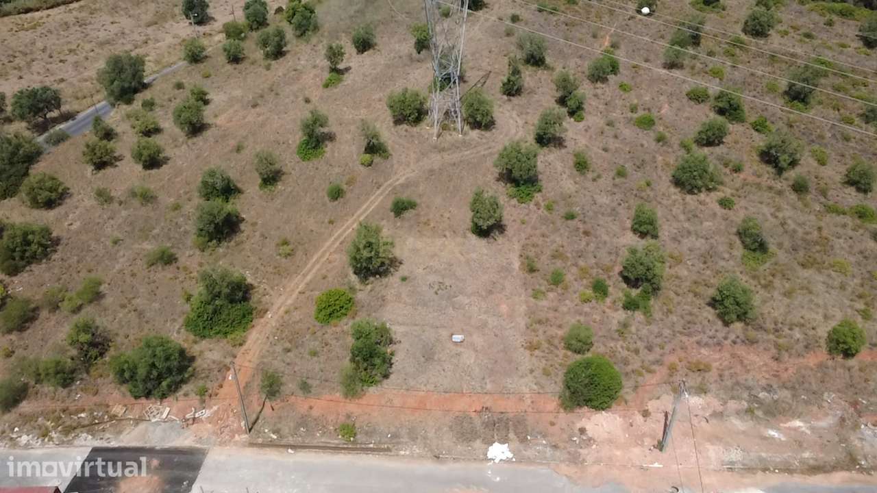 Terreno Urbano com Vista Rio em Vialonga - Grande imagem: 3/7