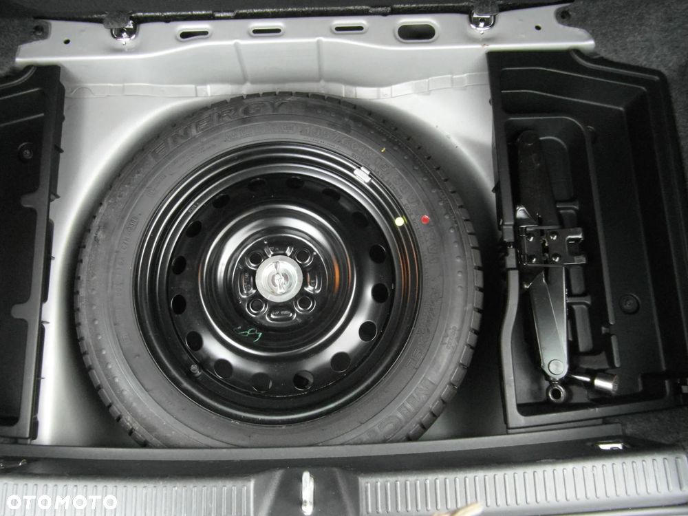 Toyota Corolla 1.6 VVT-i Automatik Edition - 8