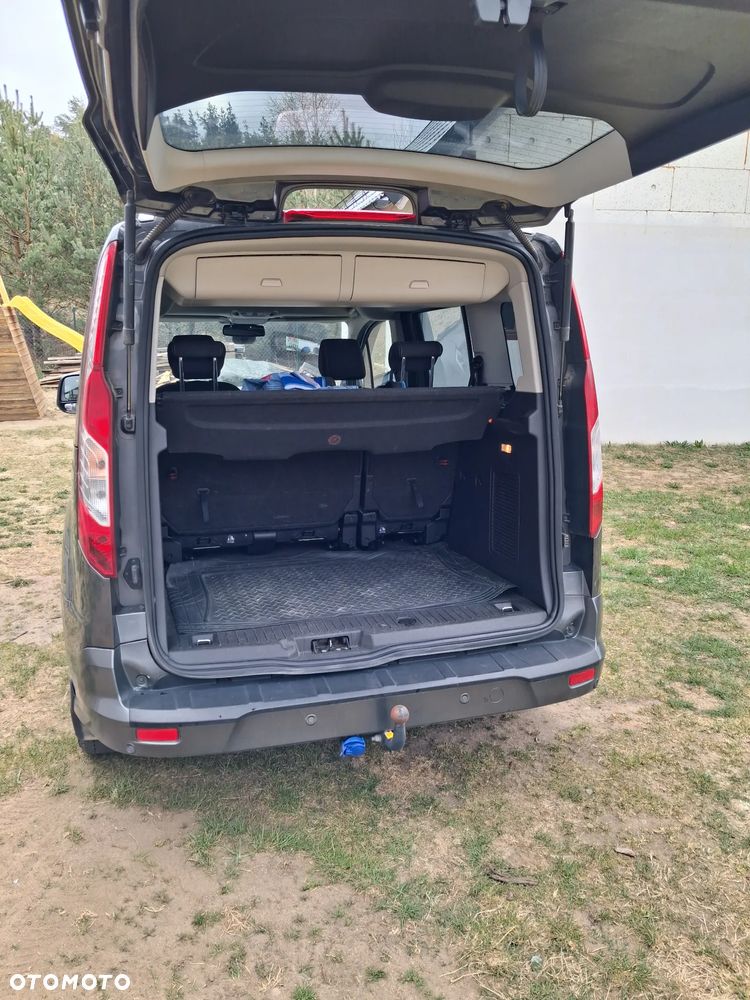 Ford Tourneo Connect 1.5 TDCi Start-Stop Titanium - 19