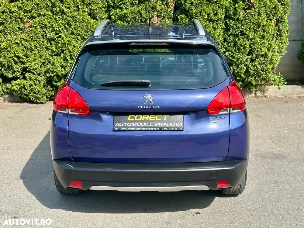 Peugeot 2008 - 10