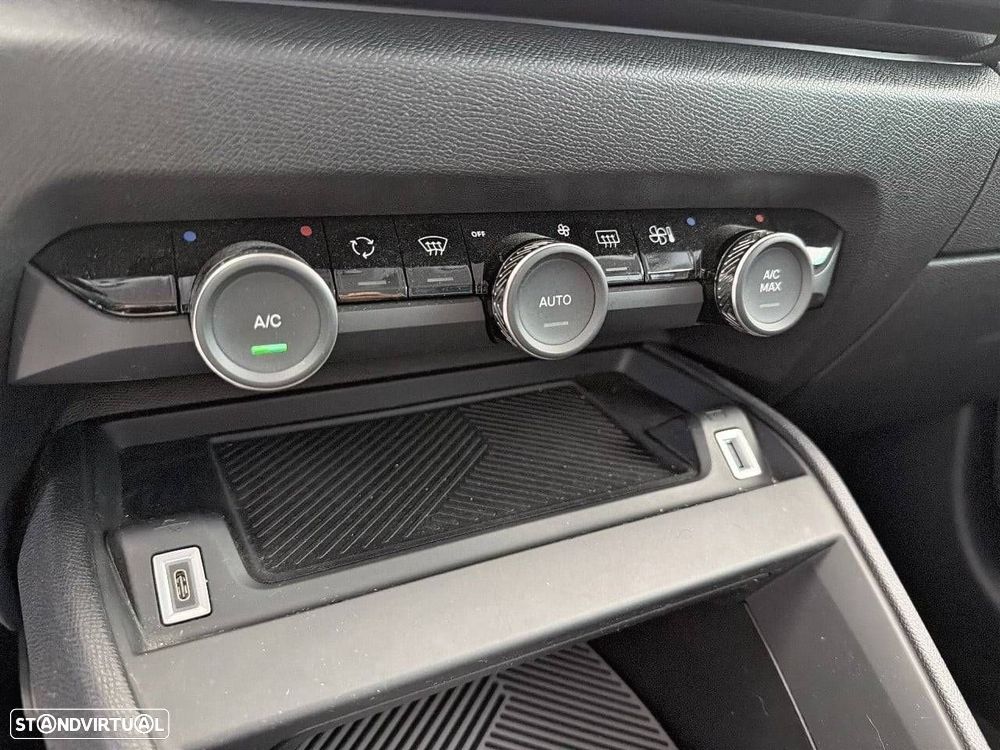 Citroën C4 1.2 PureTech Feel Pack EAT8 - 17
