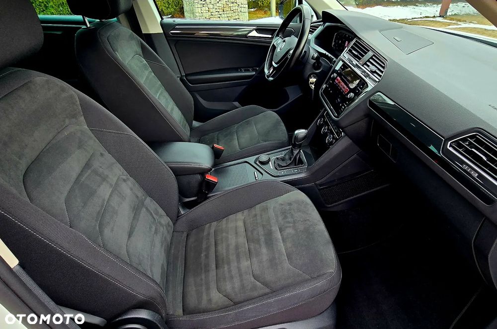 Volkswagen Tiguan 2.0 TSI 4Motion DSG OPF Highline - 32