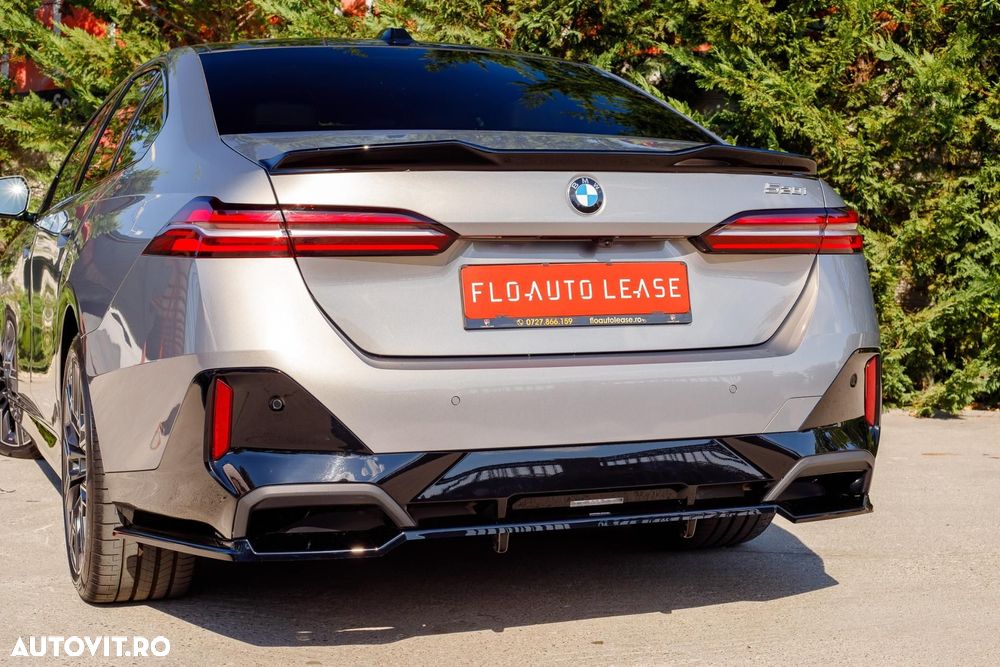 BMW Seria 5 520i AT MHEV - 8