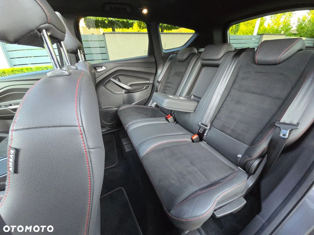 Ford Kuga 2.0 TDCi AWD ST-Line - 11