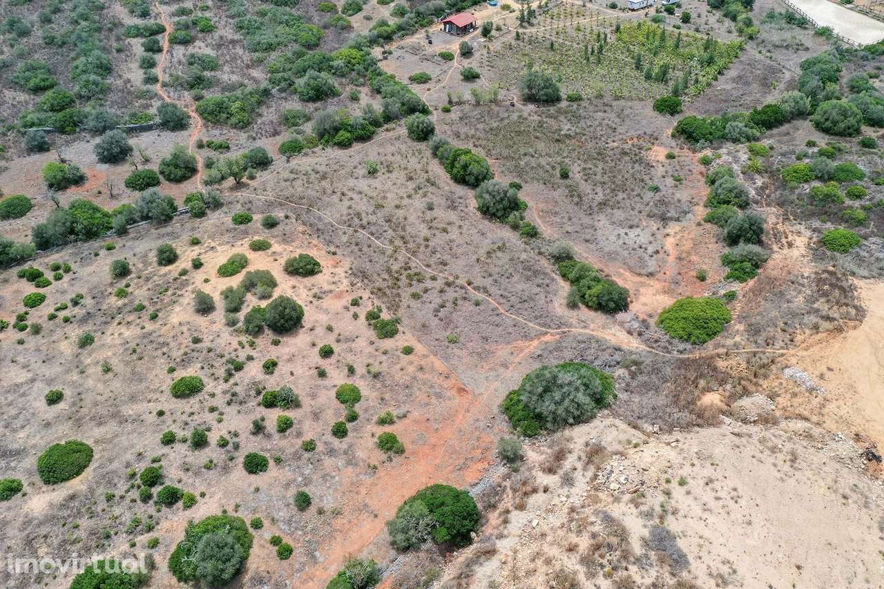 TERRENO RUSTICO PARA VENDA PERTO DE LAGOS COM FACIL ACESSO - Grande imagem: 4/6