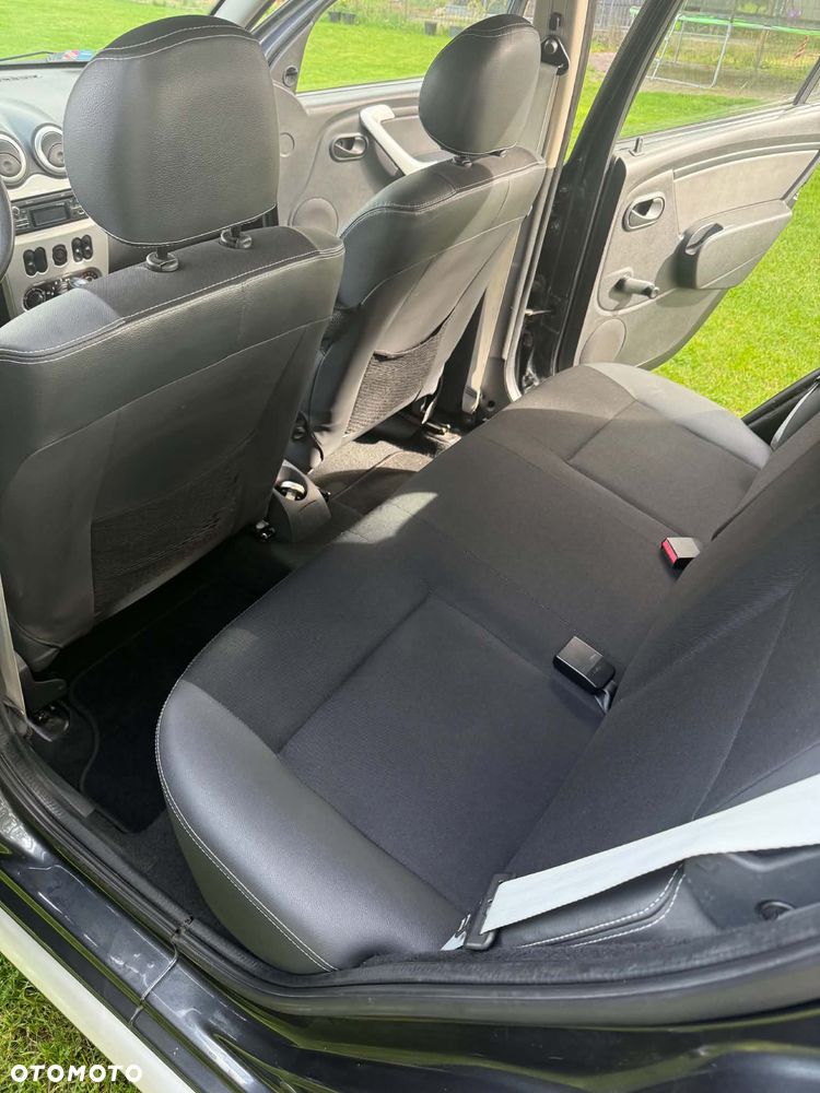 Dacia Sandero Stepway2 1.6 - 11
