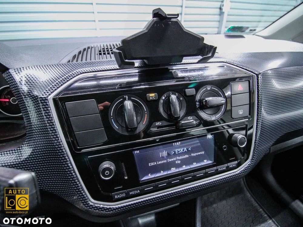 Volkswagen up! 1.0 move - 17