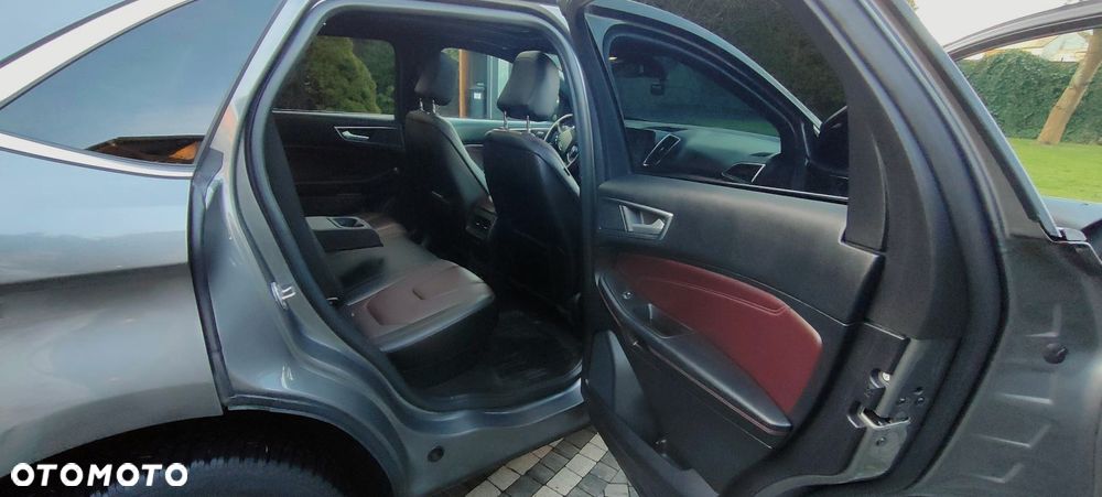 Ford Edge 2.0 EcoBlue Bi-Turbo 4x4 Titanium - 19