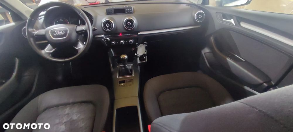 Audi A3 Sportback - 10