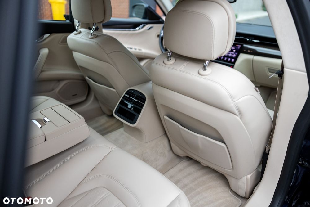 Maserati Quattroporte GranLusso S - 29