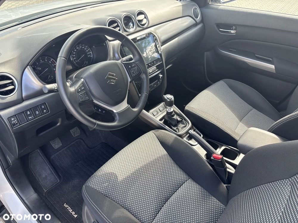 Suzuki Vitara 1.4 Boosterjet mHEV Premium Plus 2WD - 9