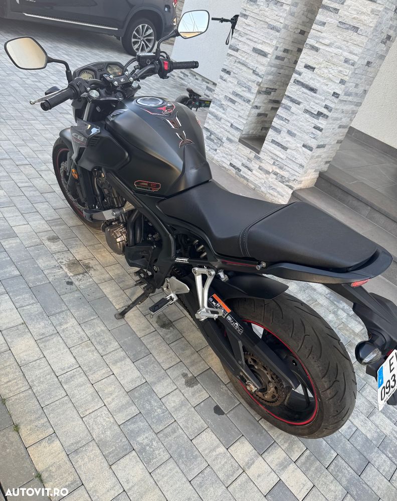 Honda CB 650R - 5