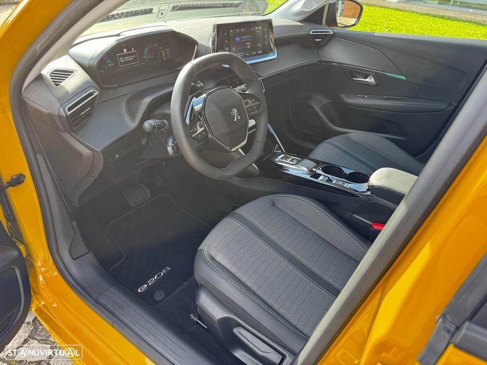 Peugeot e-208 50 kWh Allure - 10