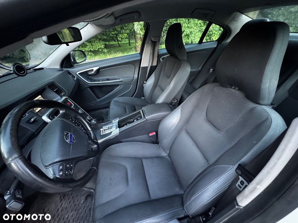 Volvo S60 - 9