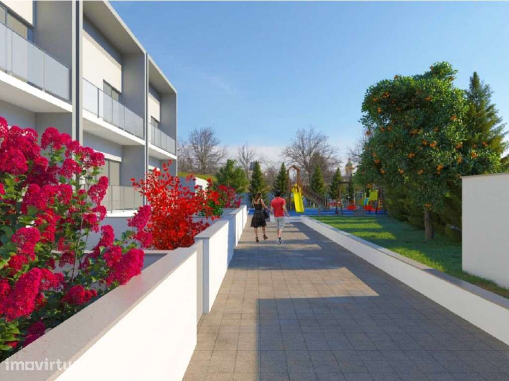 Terreno com PROJETO APROVADO para 20 Moradias em Condomínio Privado - Grande imagem: 2/12