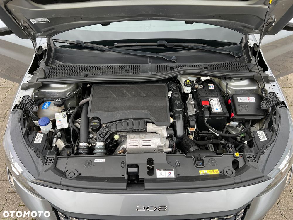 Peugeot 208 PureTech 100 EAT8 Allure Pack - 17