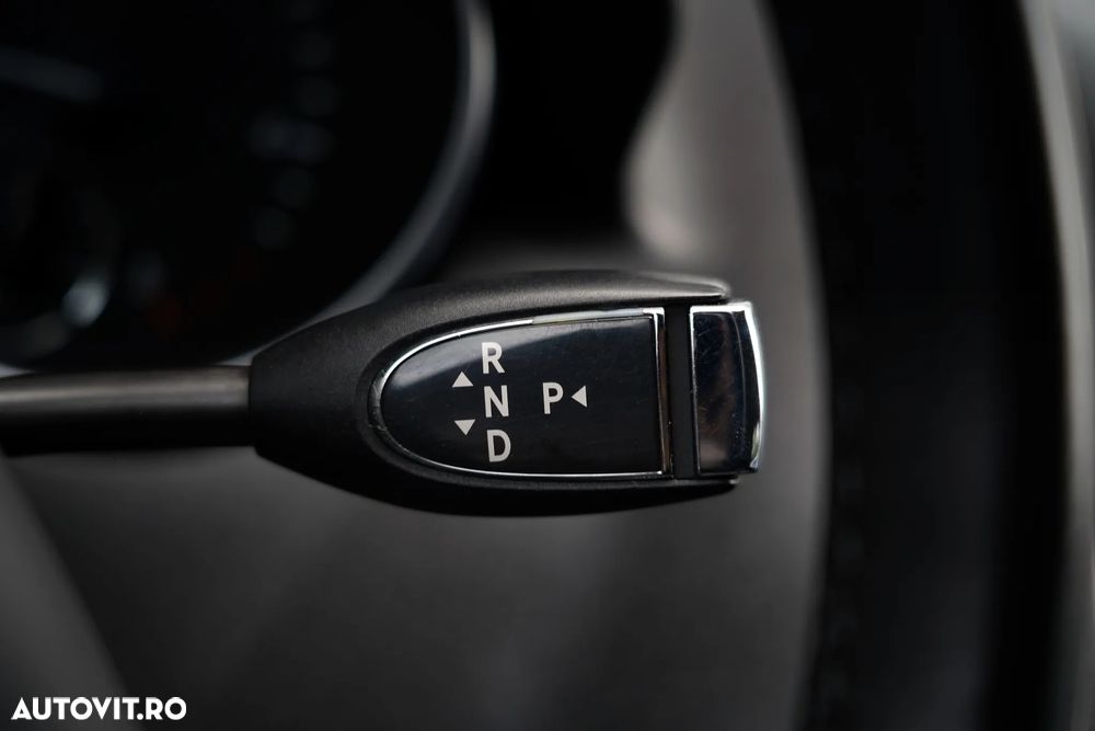 Mercedes-Benz ML 300 CDI 4Matic 7G-TRONIC DPF BlueEFFICIENCY - 21