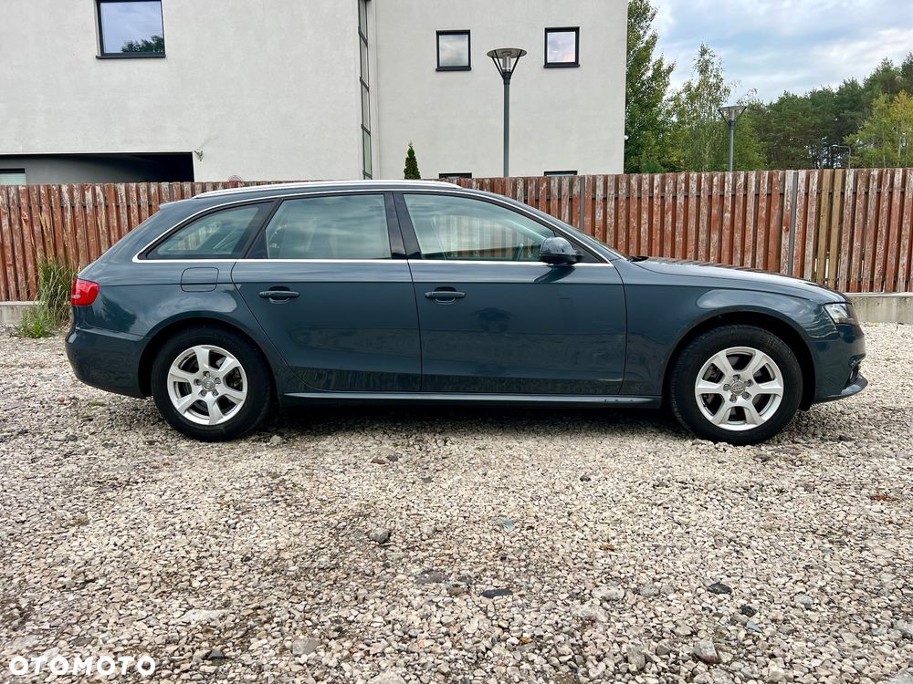 Audi A4 Avant 2.0 TDI DPF Attraction - 5