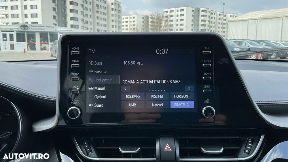 Toyota C-HR 1.8 HSD 122 CP 4x2 CVT Core - 23