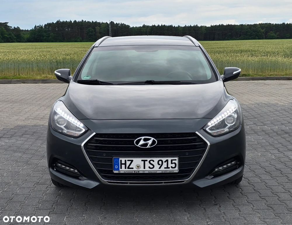 Hyundai i40 1.7 CRDi Premium DCT - 2