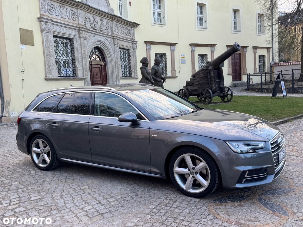 Audi A4 Avant 2.0 TDI S tronic - 10