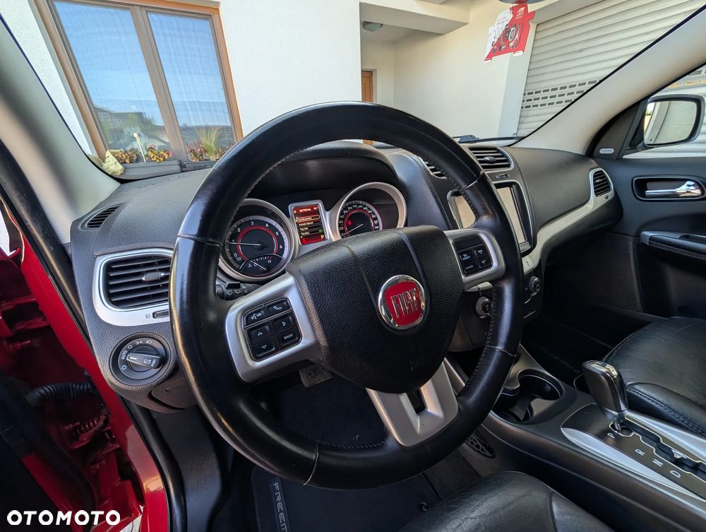 Fiat Freemont 2.0 Multijet 16V DPF Automatik Allrad Black Code - 14