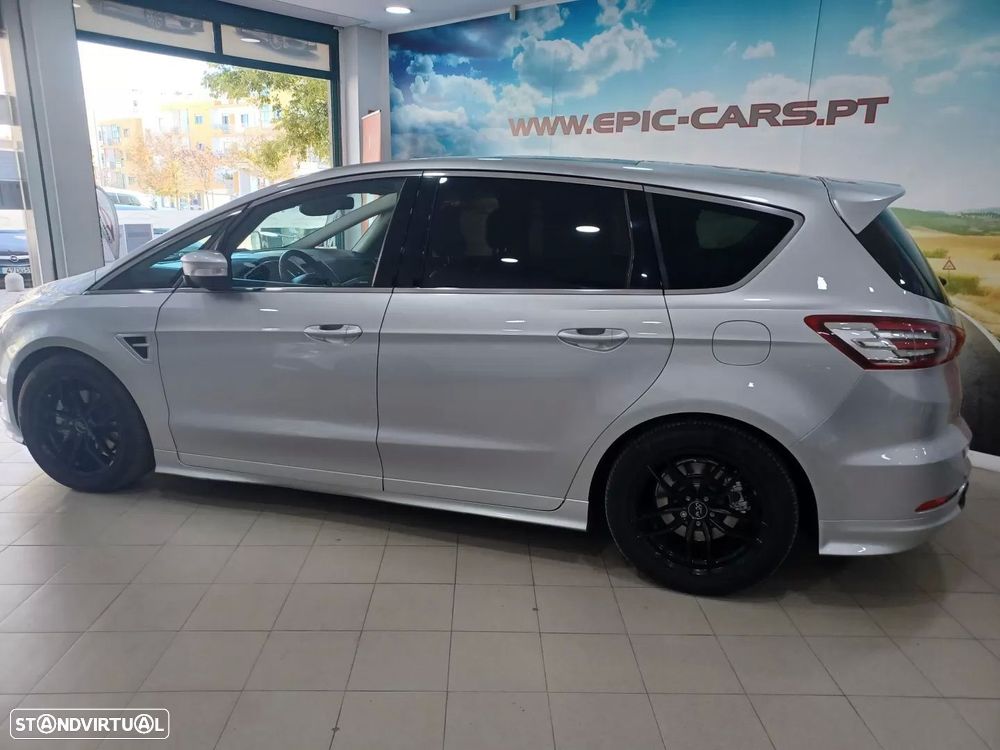 Ford S-Max 2.0 TDCi Titanium - 4