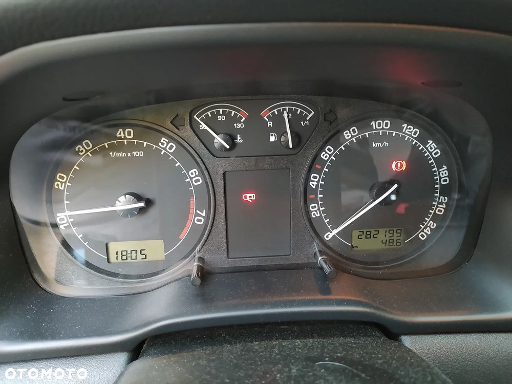 Skoda Octavia 1.6 Tour Plus Ice+ - 17